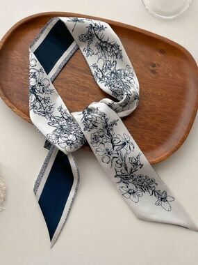 Floral Print Scarf M1586